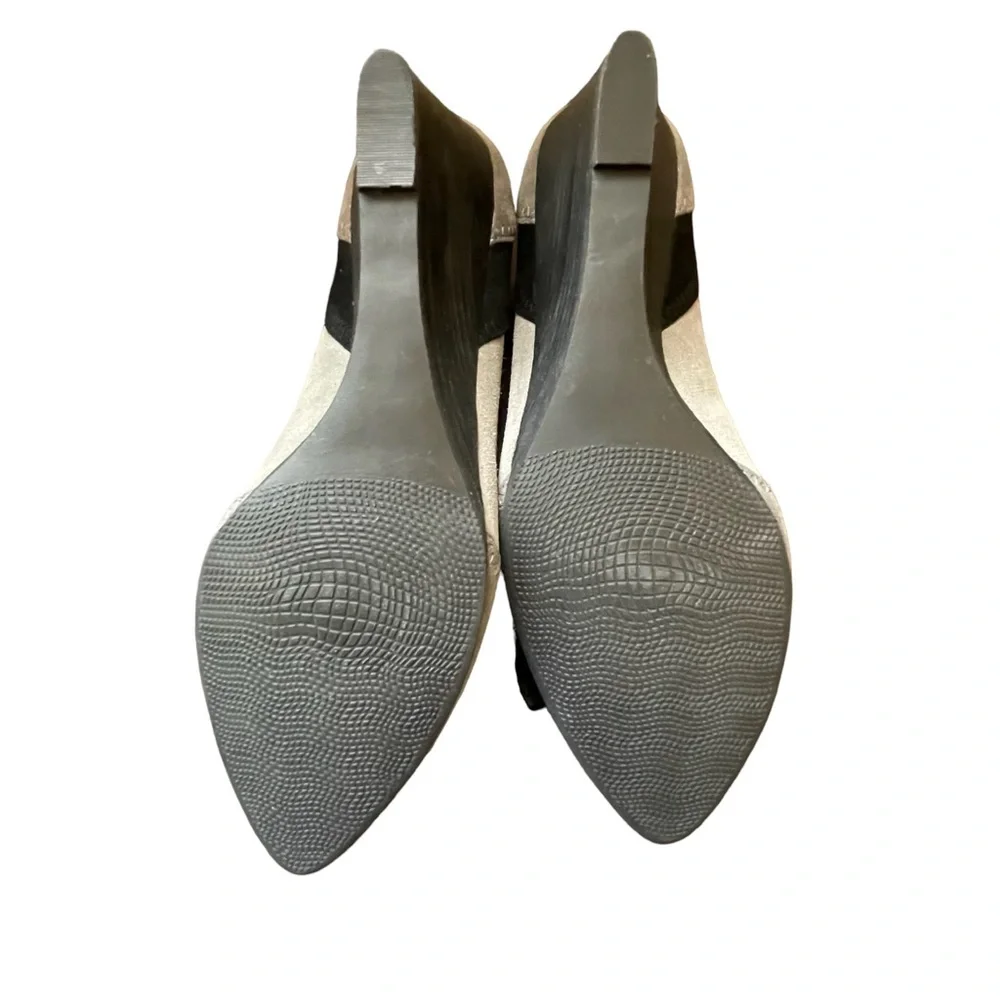 Audrey Brooke Suede Wedge Shoes - 8 - NWOT